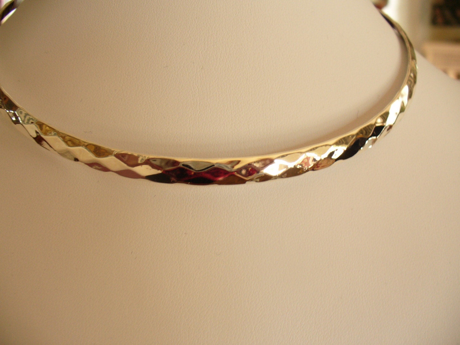 EXQUISITE DIAMOND CUT CHOKER