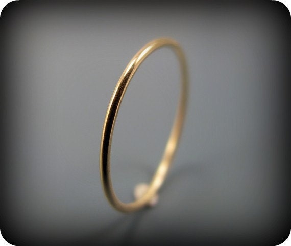 Recycled 14K yellow gold ring - smooth skinny stacking ring (sizes 7-9.75)