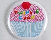Yarn Cupcake 2.25 Button