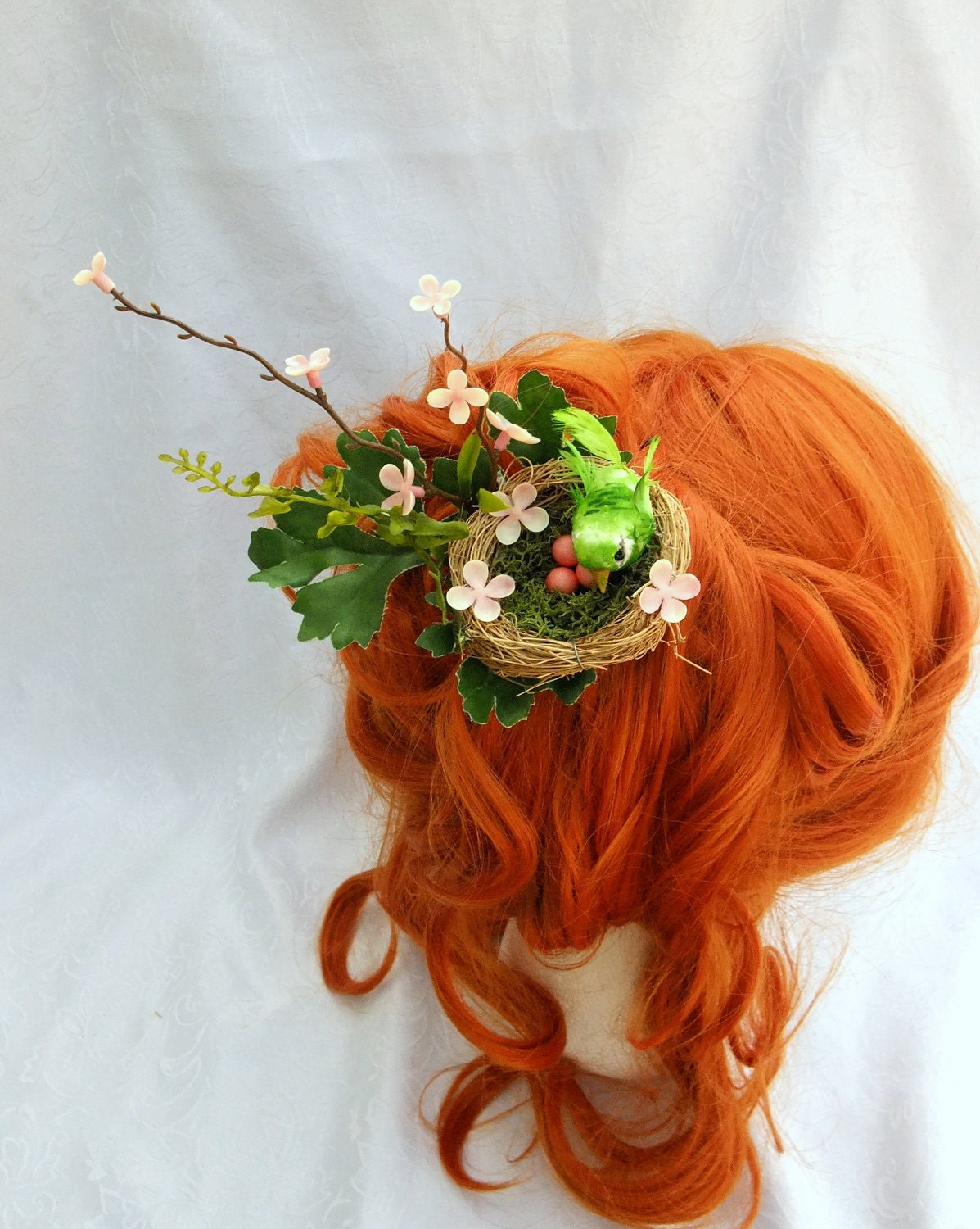 Nesting Bird Hair Fascinator, Bridal Hair, Spring Nest Hair Clip, Unusual Fascinator, Forest Fascinator, Woodland Hair Clip, Green Bird