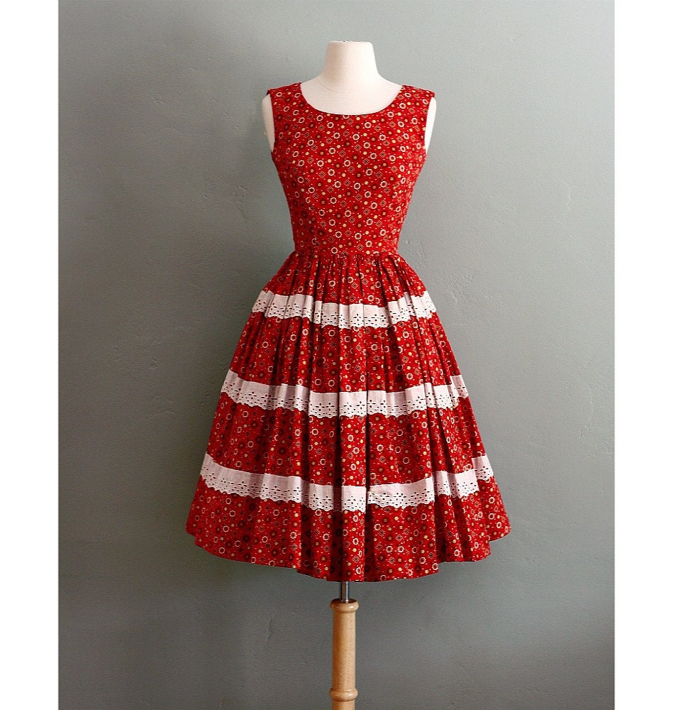 50s XS Red Calico Printed Swing DRESS