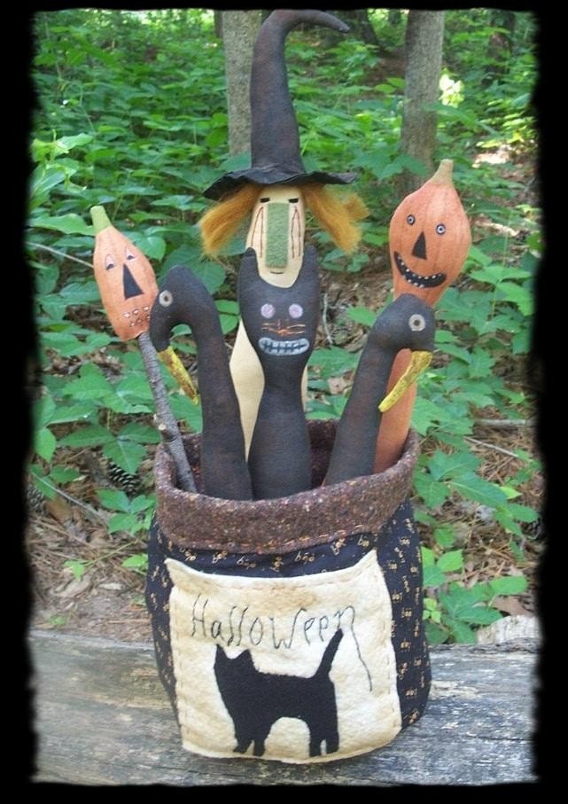 Primitive Halloween Bucket