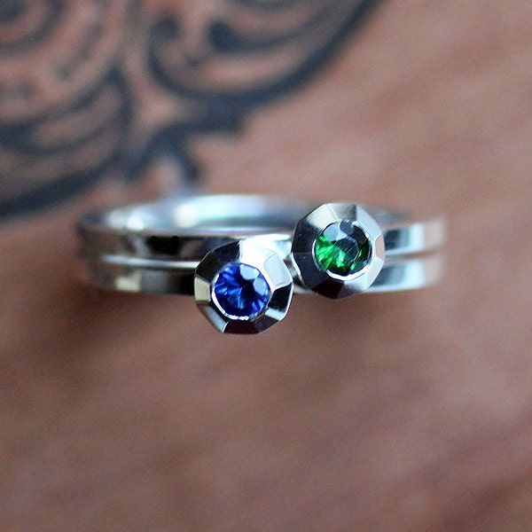 Tsavorite garnet ring - green garnet - gemstone ring - stack ring -recycled sterling silver - January birthstone - emerald like - size 7