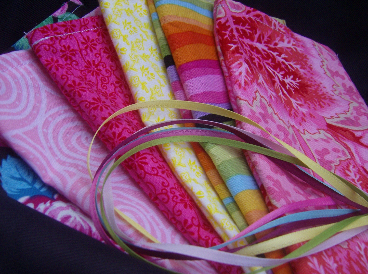 Fun Cotton Party Favor Supplies or Gift Bags \/  Kits including 6 Colorful Tie Ribbons \/ Set of 6 LARGE