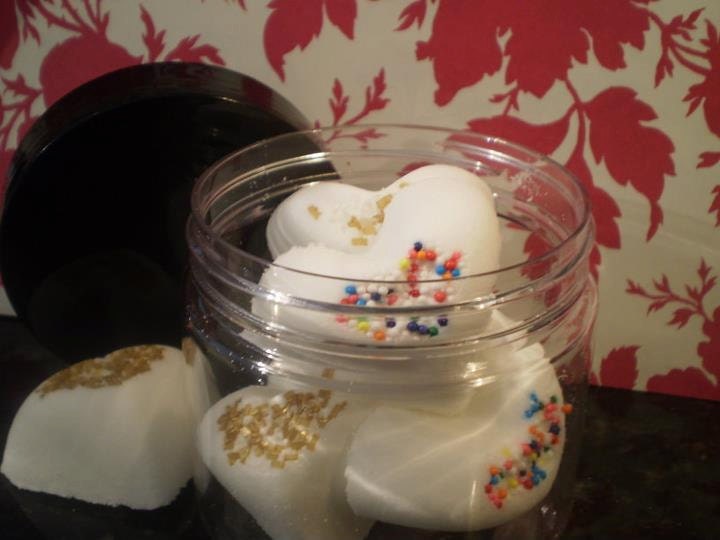 Jar of hearts bath fizzies perfect for Valentine's Day