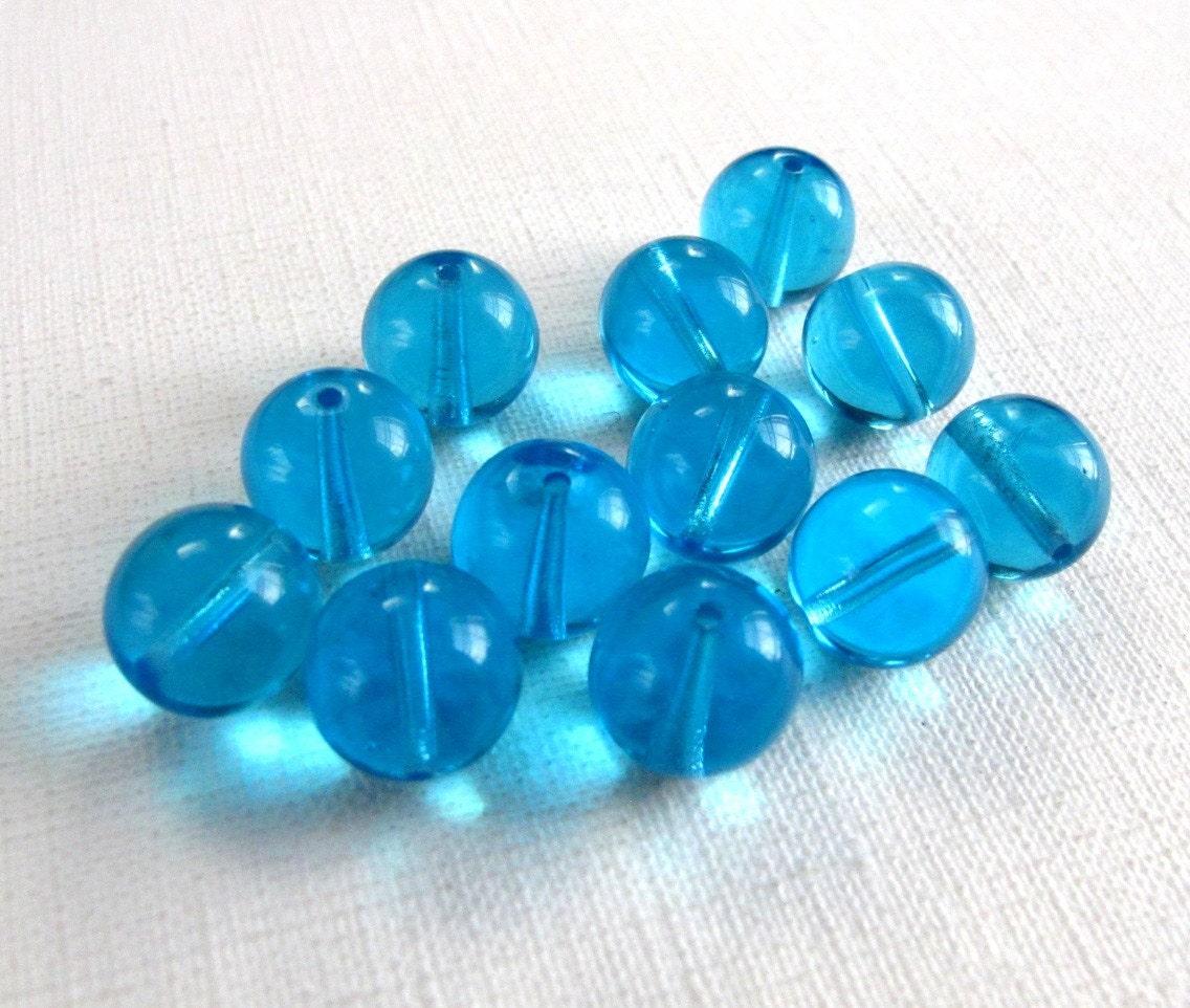 Vintage Transparent Blue Glass Beads (24x) (B627)