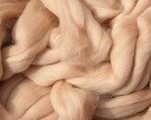 Merino 64s Tops/Rovings felt/spinning 100g (3.53oz) - FLESH
