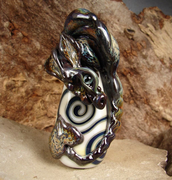 Dragon Lampwork Glass Bead Tutorial by Mary Lockwood- Sculptural Step by Step
