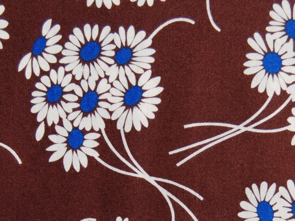 OOP -  1 Fat Quarter -Denyse Schmidt Katie Jump Rope Fabric - Daisy Bunch in Brown