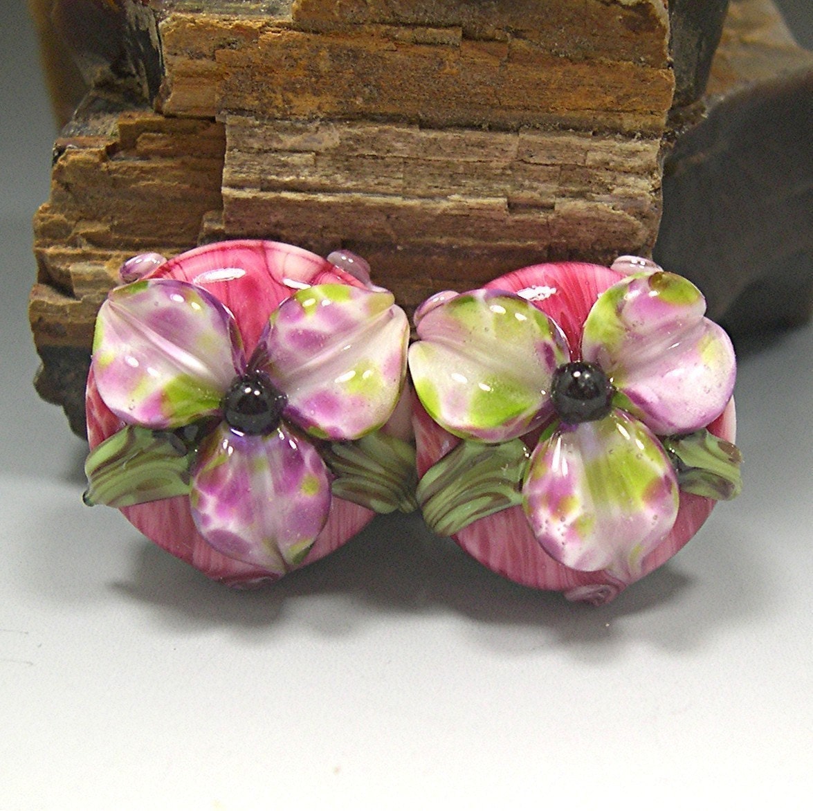 HANDMADE LAMPWORK Glass Bead Set Earring Beads PAIR Donna Millard pink purple green flowers lily