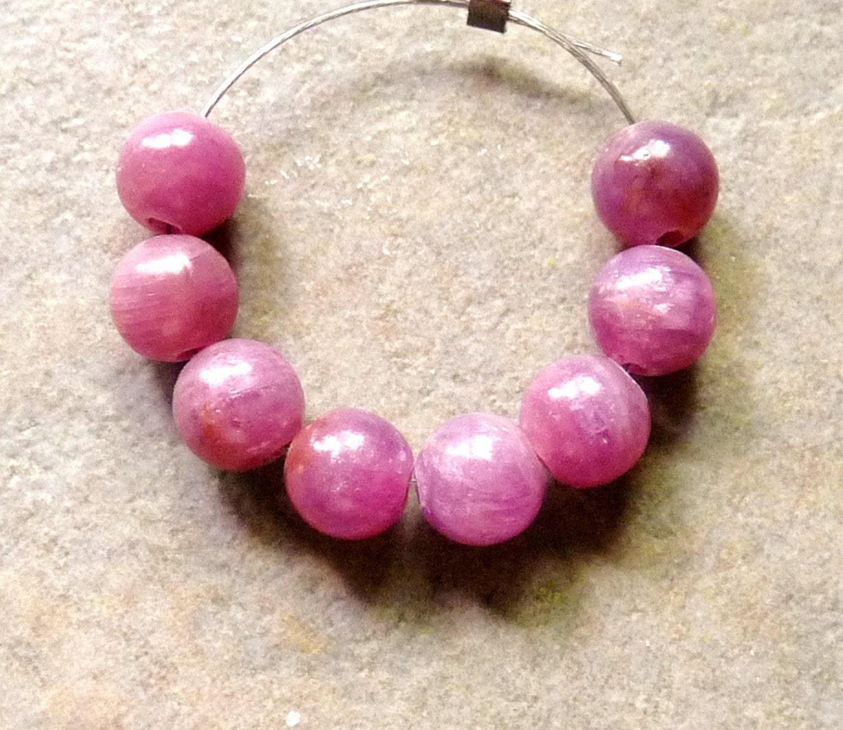Untreated Pink Ruby Smooth Round Beads - 7mm - 8 Beads
