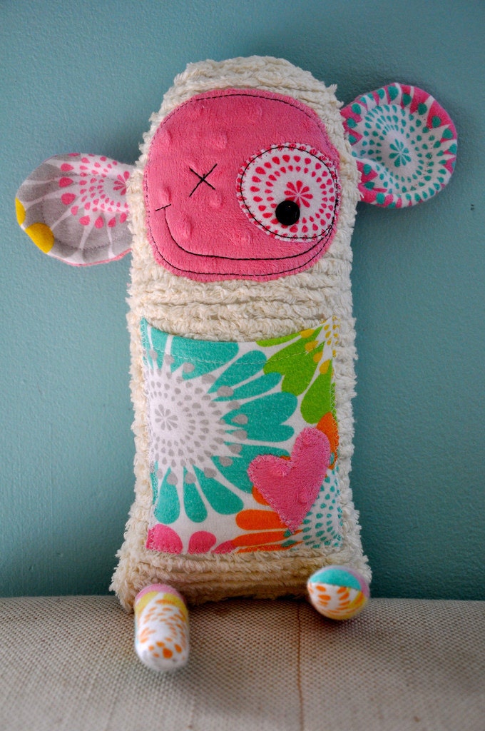 RESERVED FOR HEATHER --- your own hoho-keepsake hoho.