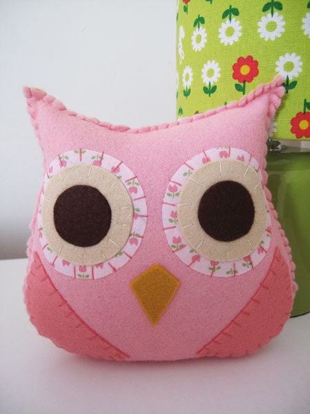 Baby owl plush toy Issy