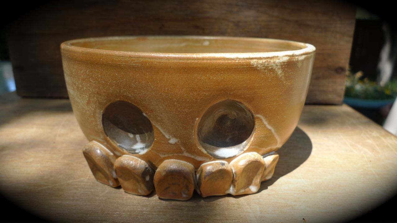 Ceramic skull cereal bowl
