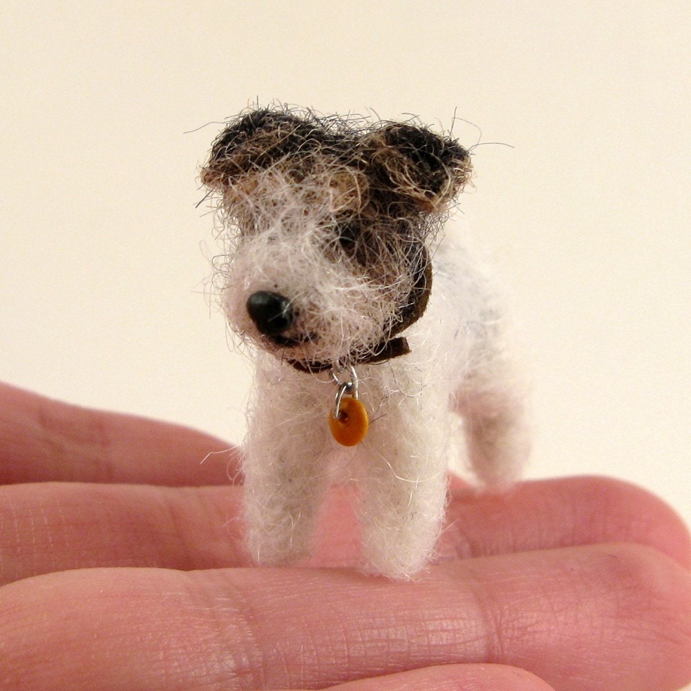 Commission a REALISTIC Needle Felted Likeness of your Dog or Cat - Custom Order Sculpture