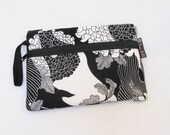 iPad Bag iPad Case iPad Sleeve Netbook Bag iPad Cover iPad 1 iPad 2 or iPad 3 DELUXE IPAD ROO / Black and White MosaicFabric