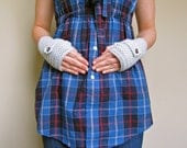 buttoned gloves // light blue and brown