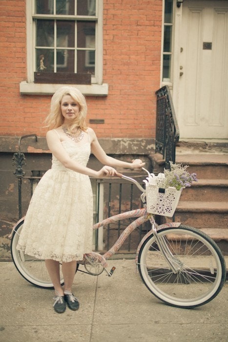 Lace bridal birdcage veil, blusher - Soft Light - Made to Order