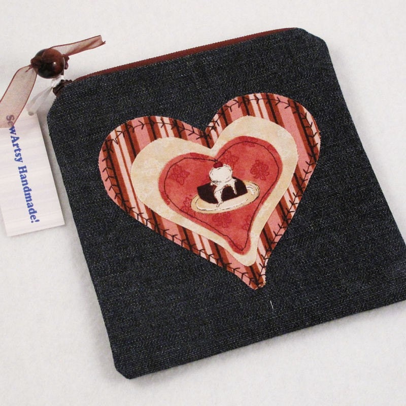 Zip Pouch I Heart Chocolate