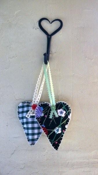Handmade heart filled with organic rose petals and cloves