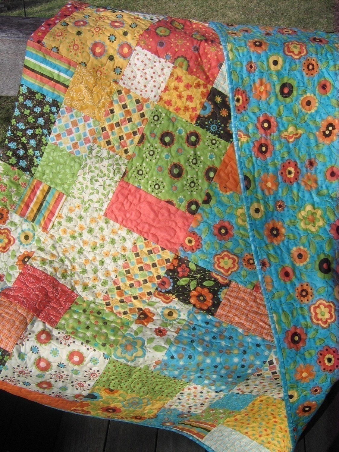 PDF Quilt Pattern.....Easy and Quick...two sizes, Flowers in the Garden