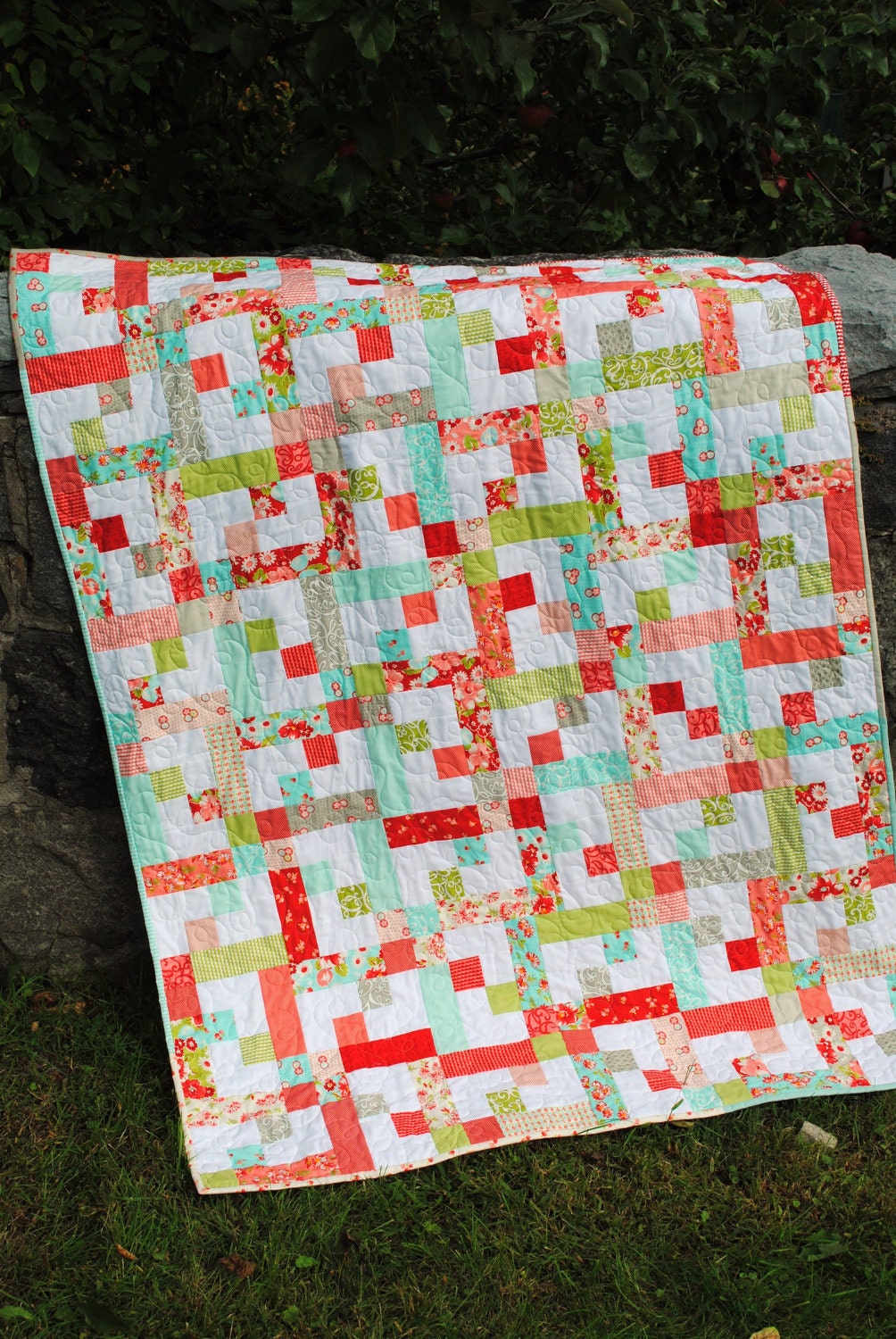 Quilt Pattern.... Baby or Twin Quilt size, Quick and Easy, Layer Cake, Jelly Roll or Fat Quarters, Stepping Star