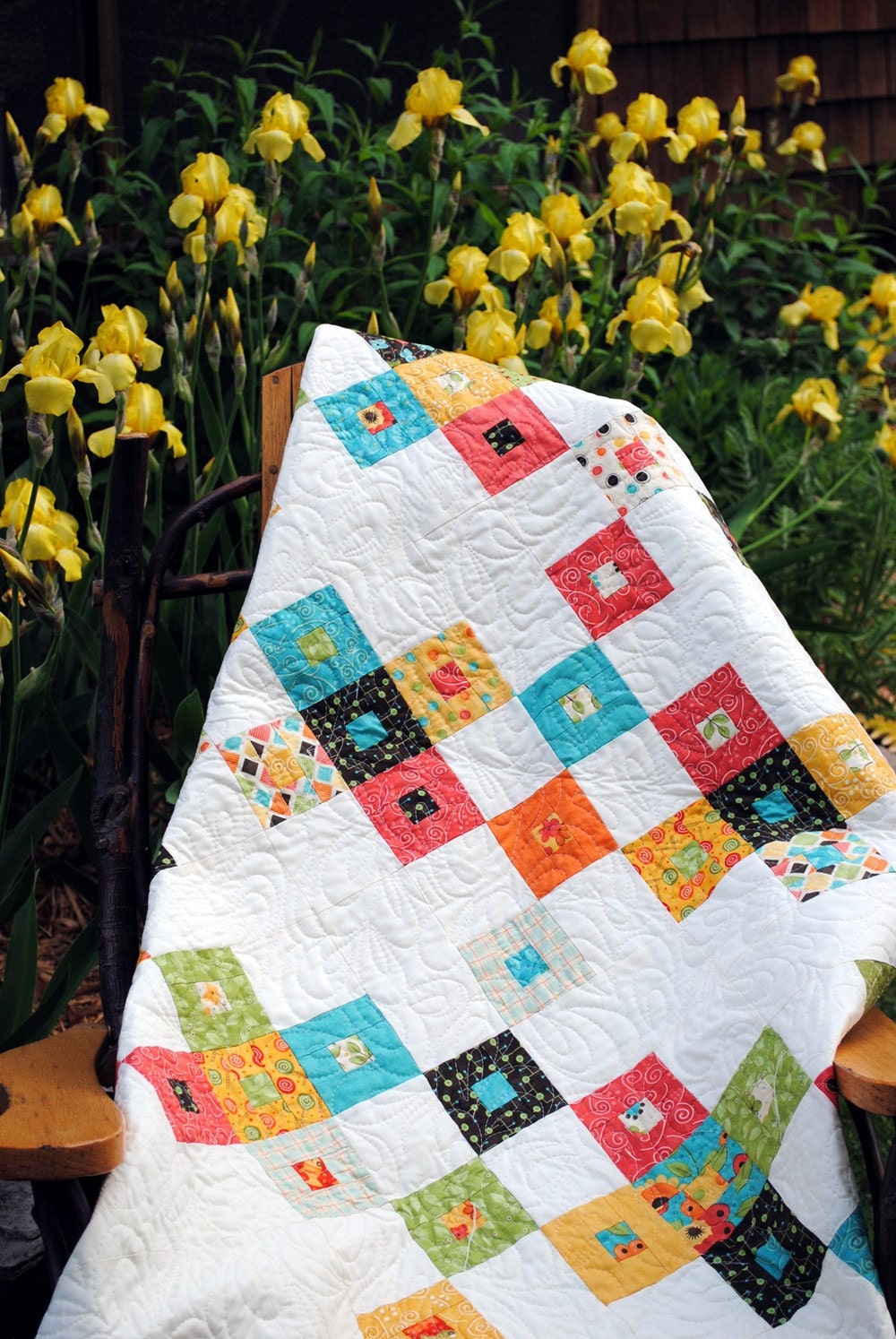 QUILT PATTERN Baby, Lap, or Twin size.... Layer Cake or Fat Quarters, Better Together