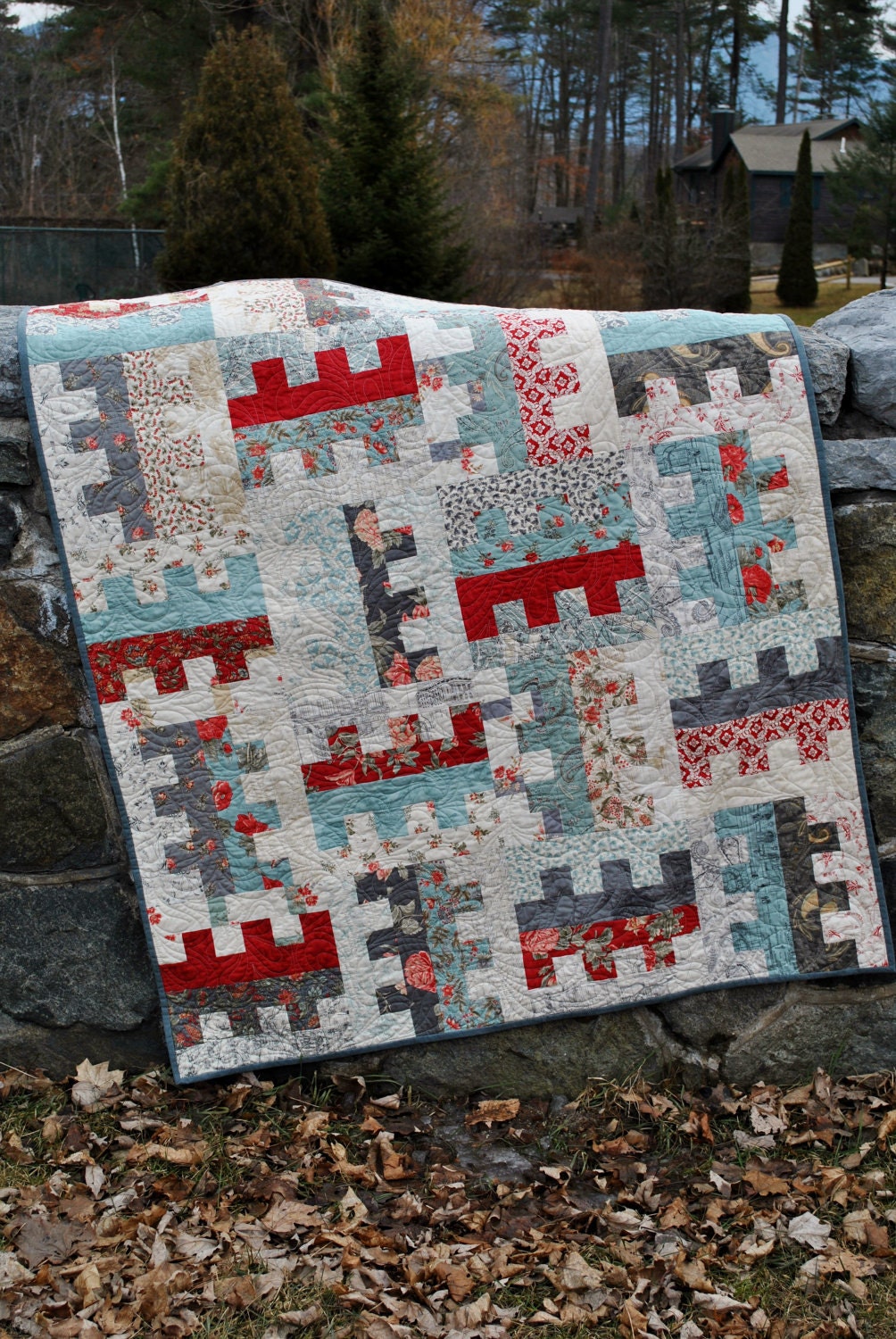 PDF QUILT PATTERN ....One Jelly Roll or Fat Quarters, easy and quick, Key to my Heart