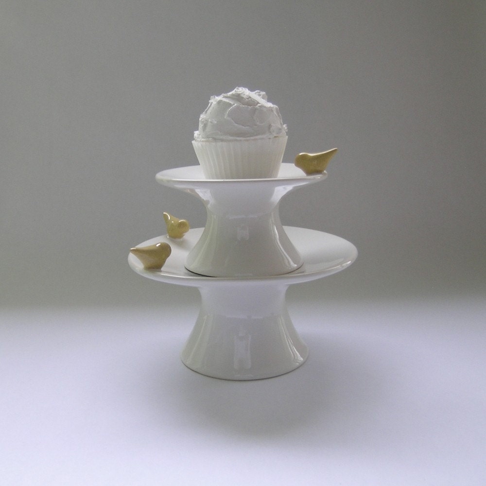 Ceramic Cupcake Stands with Birds in White with Yellow Birds