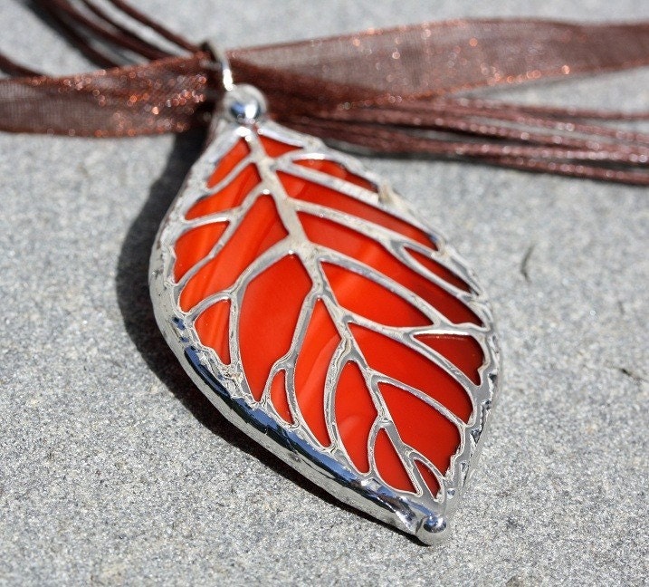 Stained Glass Leaf Filigree Pendant (SGL-P2)