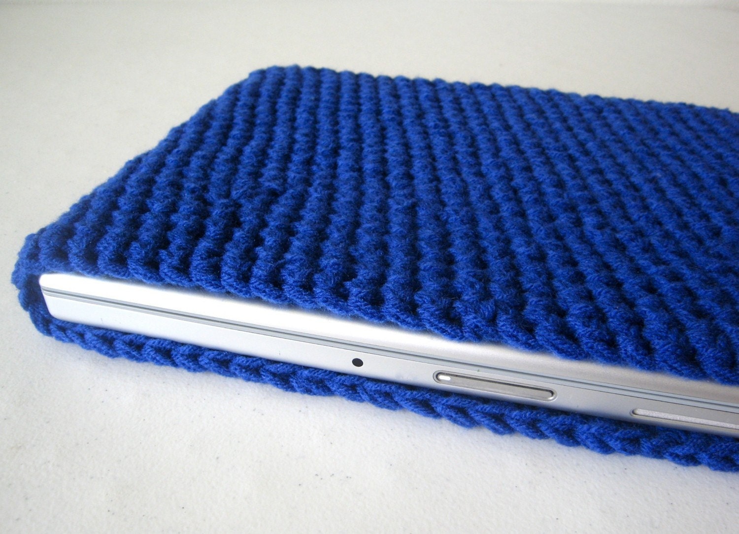 Laptop Sleeve for 17 inch APPLE MACBOOK PRO or Any 17 inch Laptop in Sapphire
