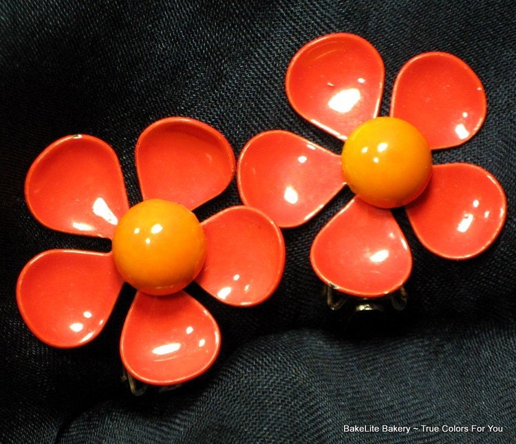 Flowers Vintage Earrings Orange High Relief Cold Enamel Yellow Dimensional Fall Autumn Pumpkin Bloomers Mid Century Layered Mad Men Era