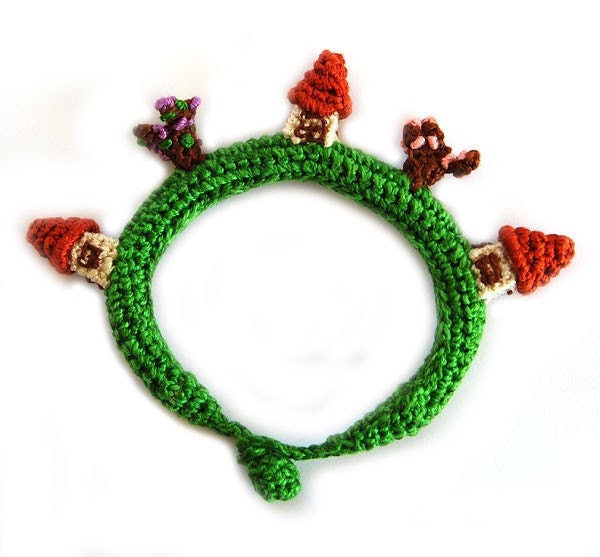 bracelet Village  - crocheted bracelet