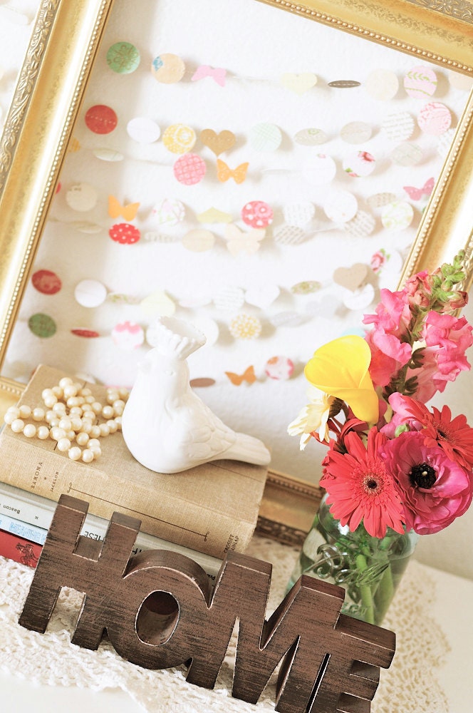 the New Vintage Love 35' Paper Garland