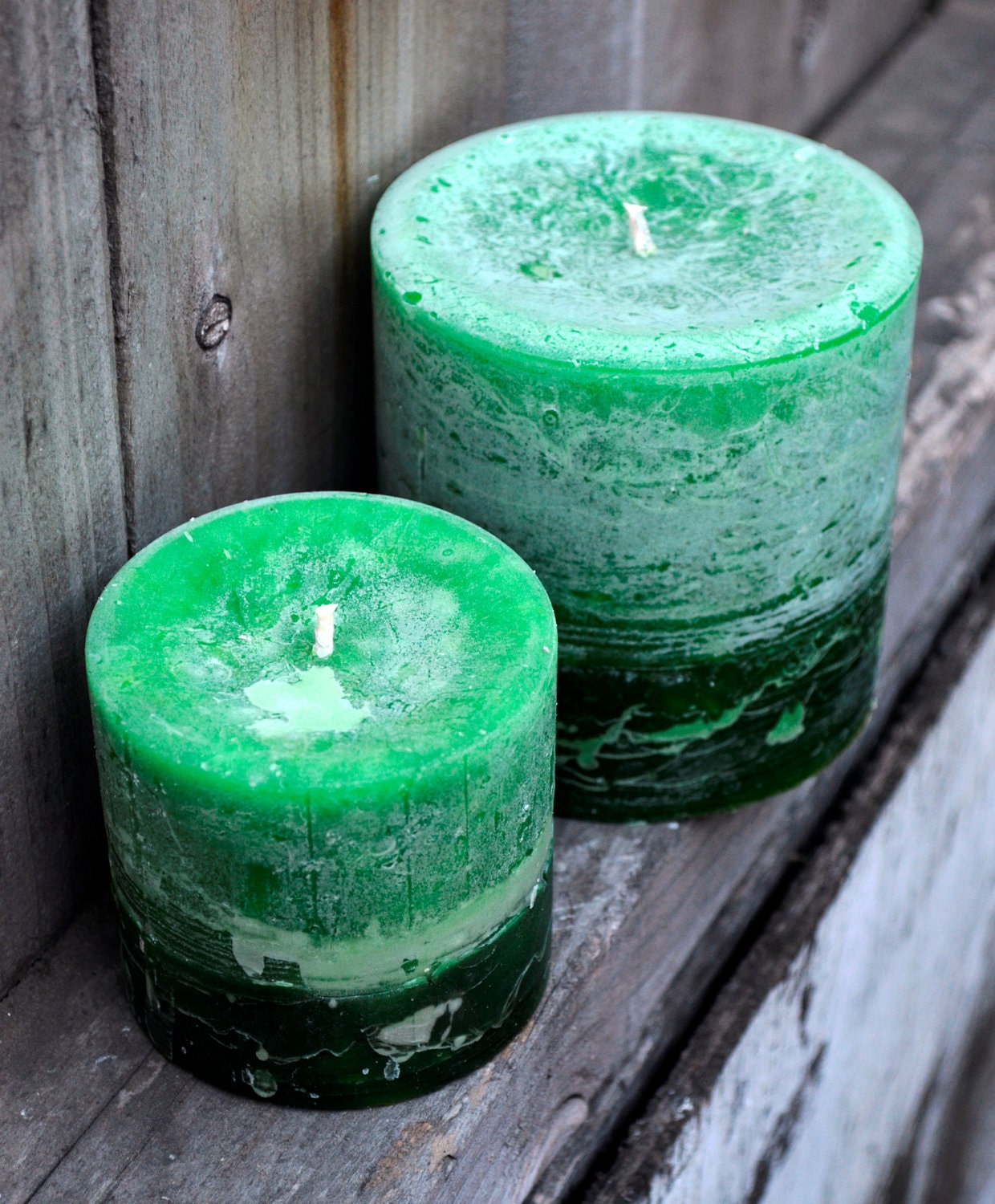 Set of 2 Bamboo Grass Scented Pillar Candles