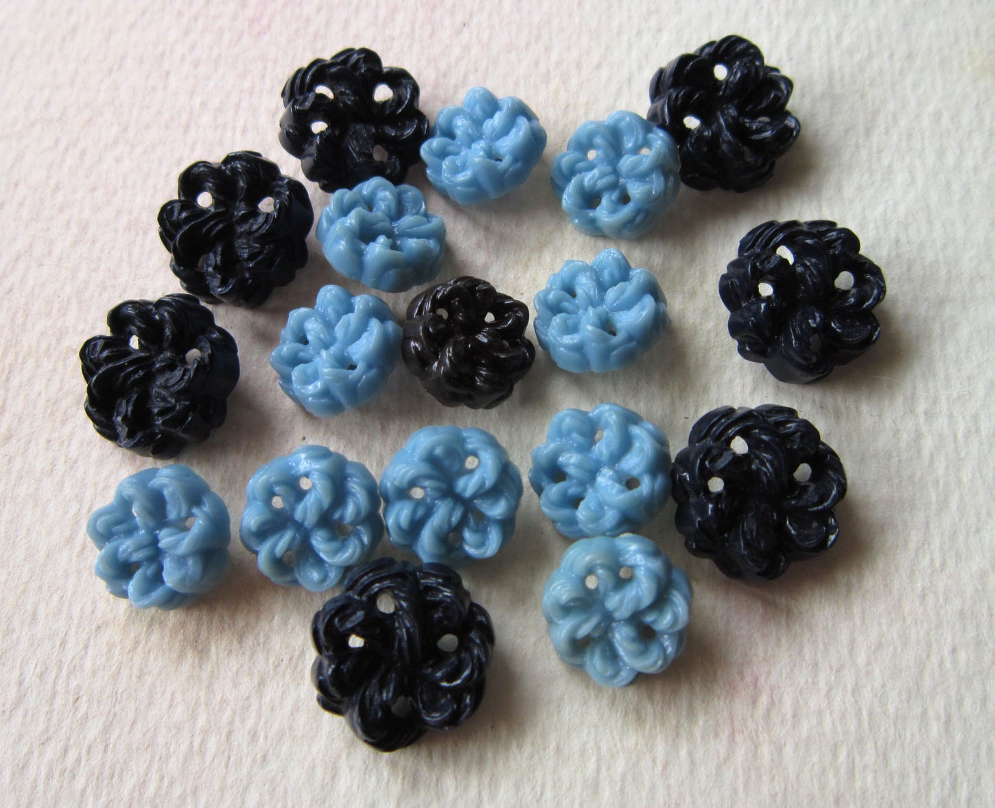 Vintage Plastic Buttons - Blue Twisted Knot sets