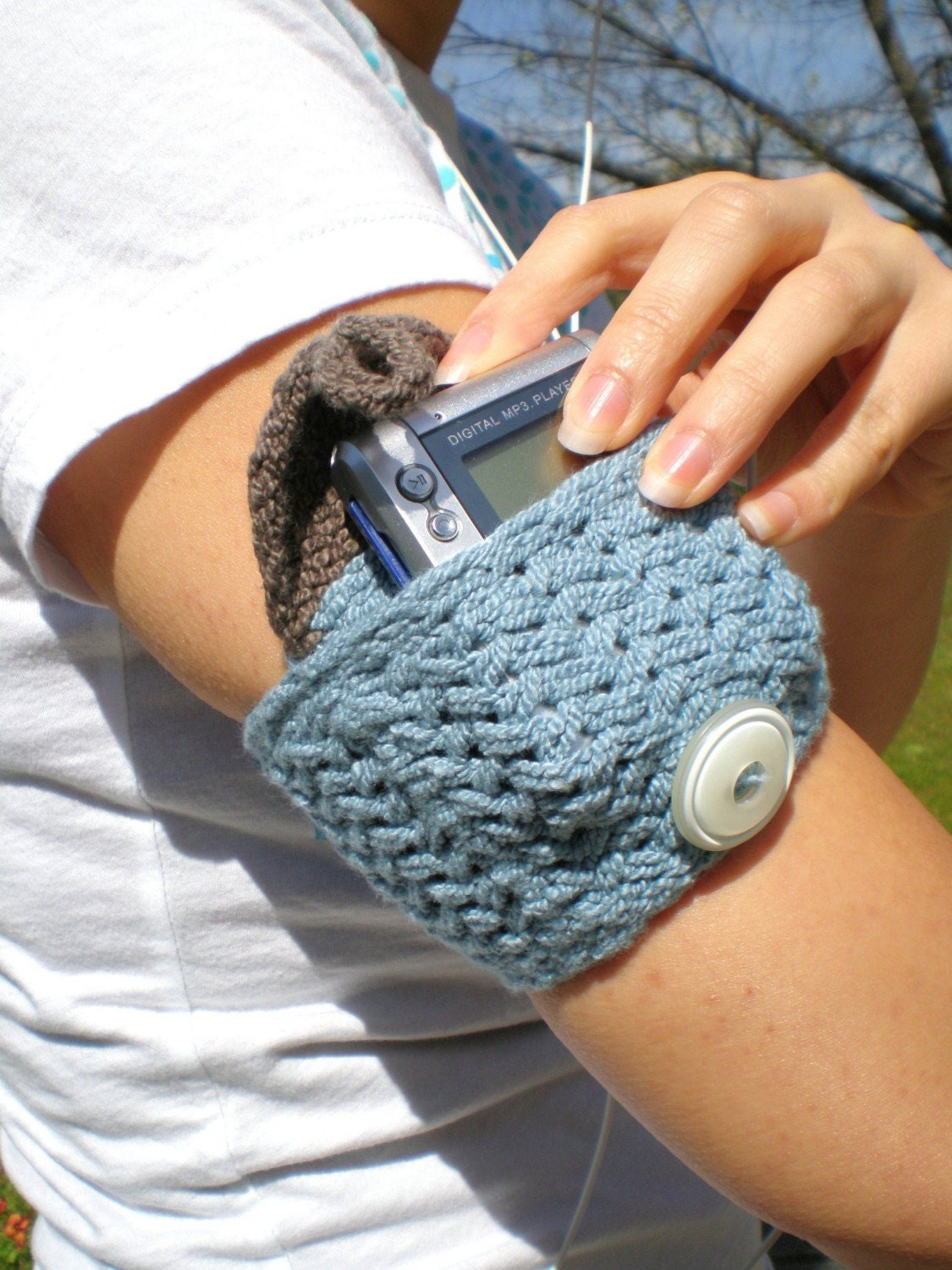Lite Colors Hand Knit Cuff Pocket / Cozy / Case (for iPod, MP3, Cell Phone, etc.)