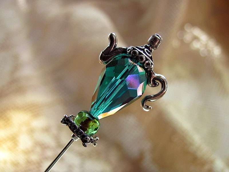 The March Hare's Crystal Pot of Green Tea Victorian Hat Pin