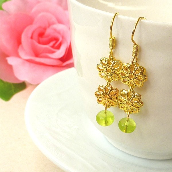Gold Flower Dangle Earrings. Bridesmaid Gifts. Bridal Party Gifts. Wedding Party Gifts.