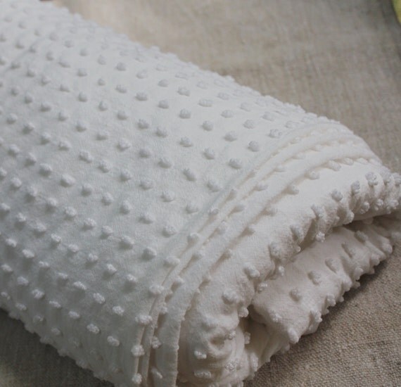 Vintage Chenille Blanket or Bedspread Lightweight Cotton Popcorn