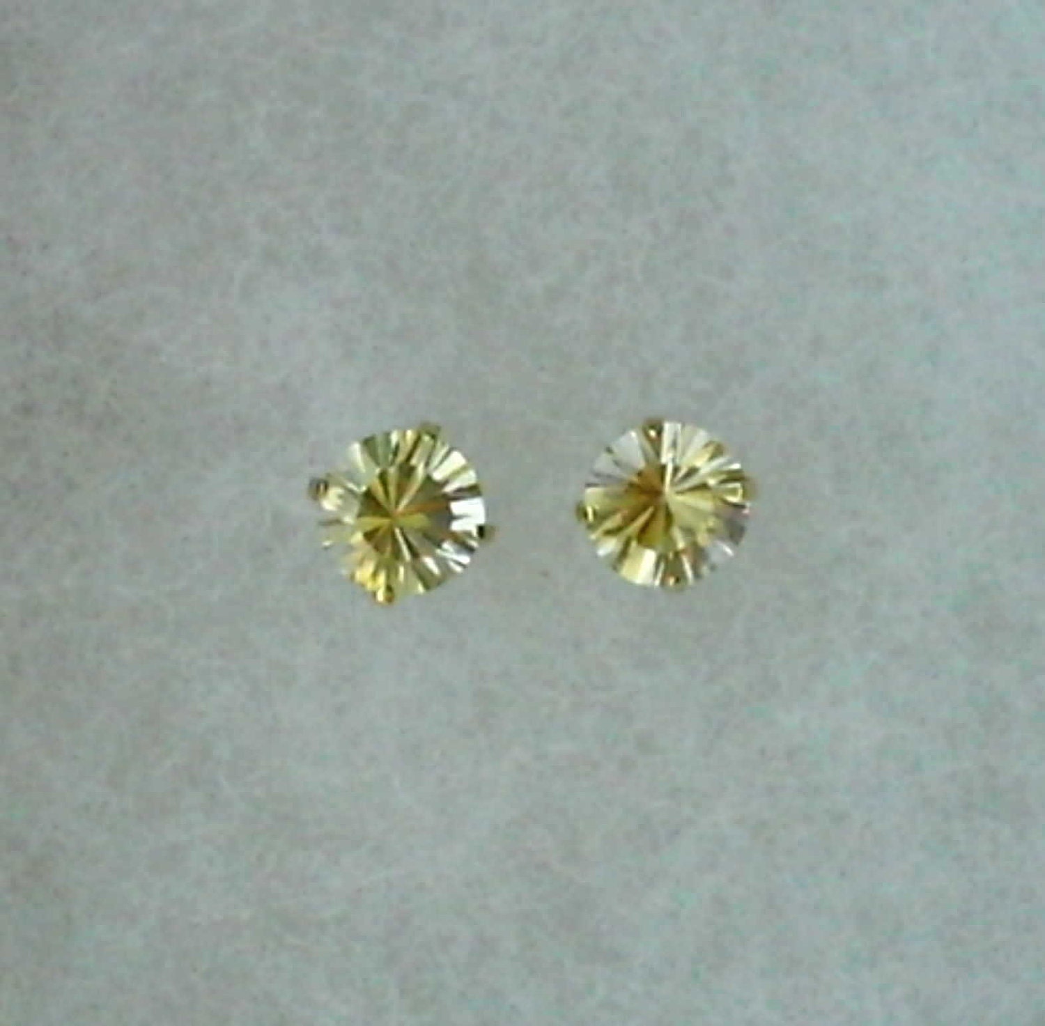 6mm Yellow Labradorites in 14k Gold Stud Earrings