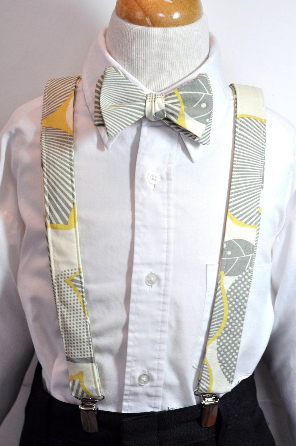 Boys Suspenders and Bowtie Set Grey Graphic Blossom