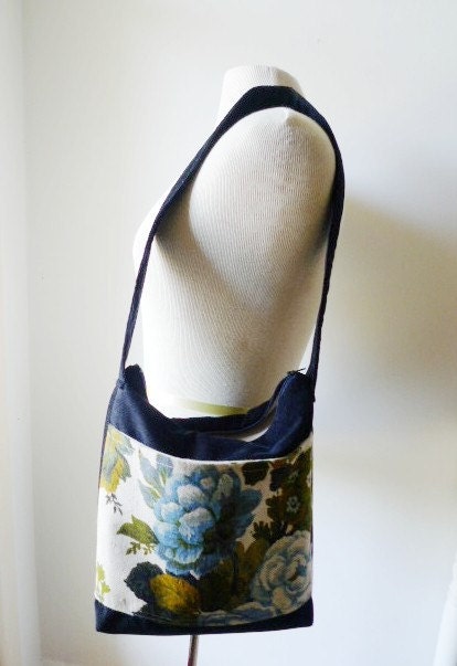 Handmade Slouch Bag Designer Tote Zippered Vintage Linen  by MyStudio on Etsy