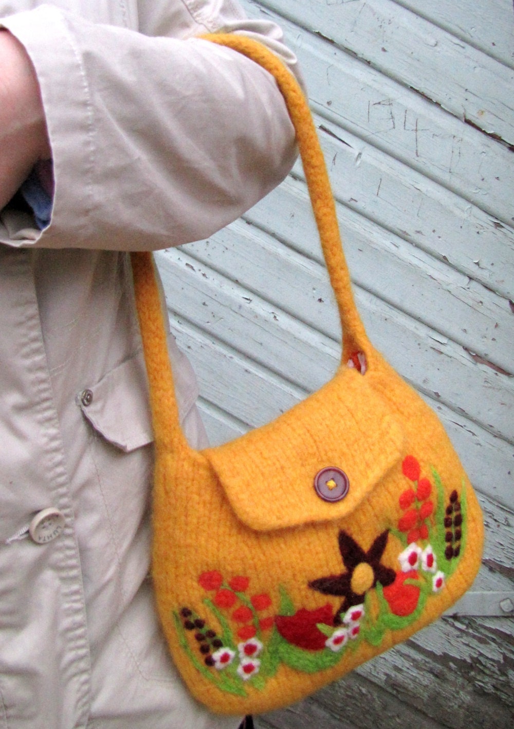 Felted bag purse wool handbag shoulderbag hand knit needle felt flowers