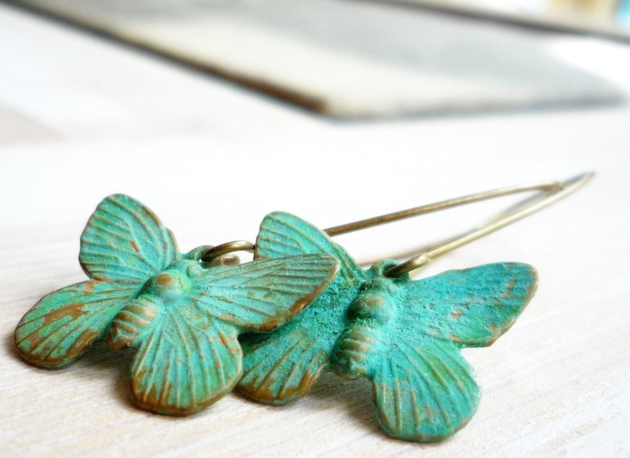 Patina butterfly earrings - verdigris brass