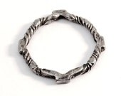 Twisted ring - iron