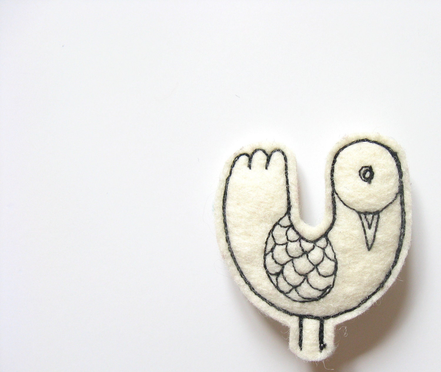 Birdie brooch