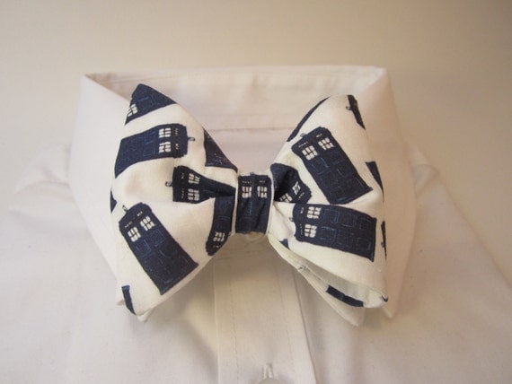 Bow tie made with Tardis fabric