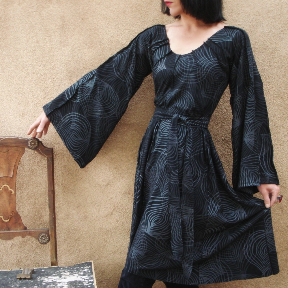 Heart Like Mine - iheartfink Handmade Hand Printed Dramatic Artistic Kimono Dress