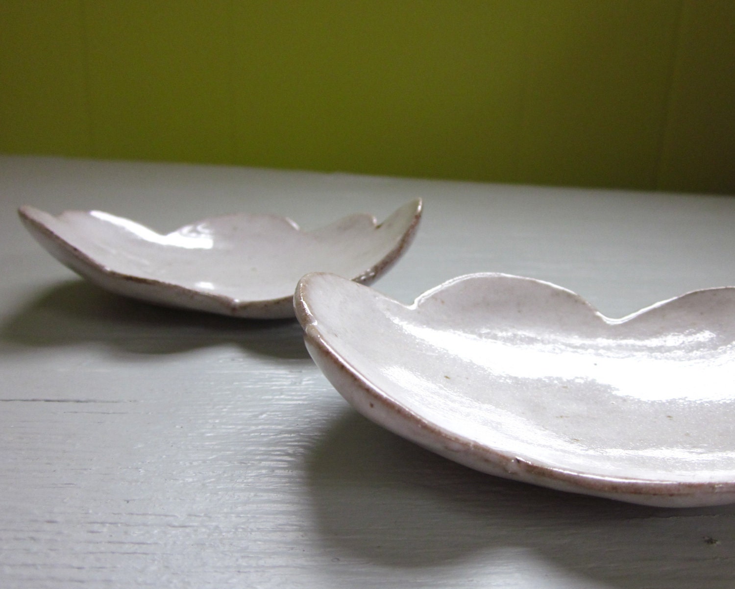 2 cloud tea spoon rest - 4 inches